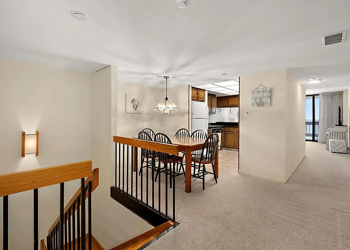 Century One-beautiful 2 Bedroom / 2 Bathroom Beachfront With Indoor Pool