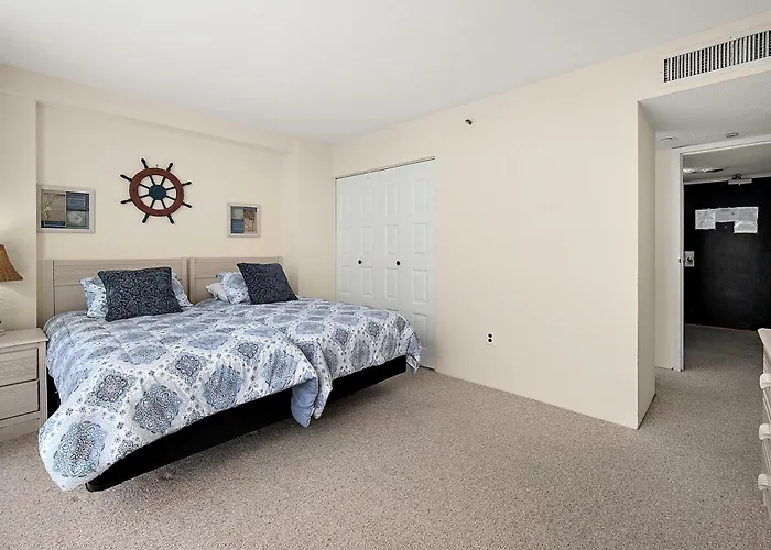 Ferienhaus Century One-beautiful 2 Bedroom / 2 Bathroom Beachfront With Indoor Pool