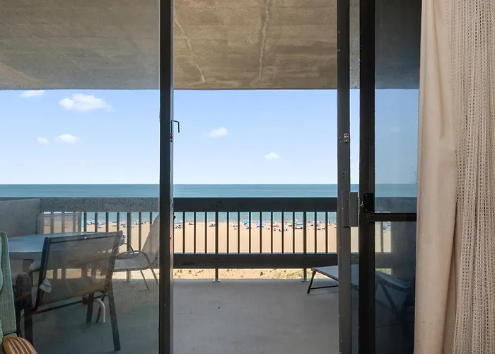 Ferienhaus Century One-beautiful 2 Bedroom / 2 Bathroom Beachfront With Indoor Pool